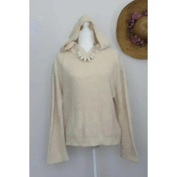 Abound sweater - Picture 2 of 9